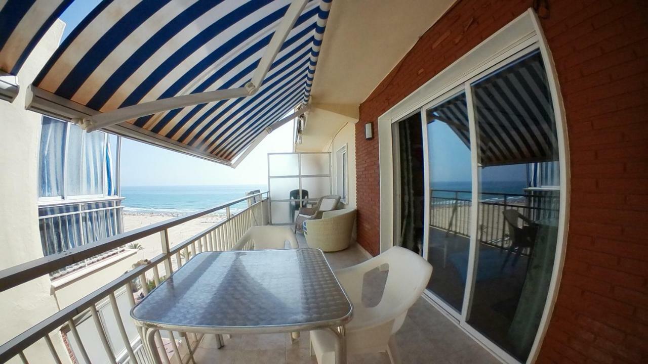 Preciosos Apartamentos Caracola En La Primera Linea De La Playa De Gandía Dış mekan fotoğraf